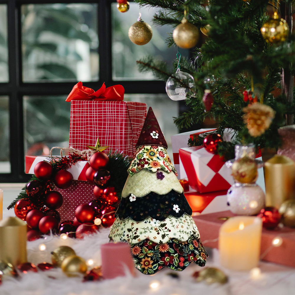 Handmade quilting set for the Christmas tree