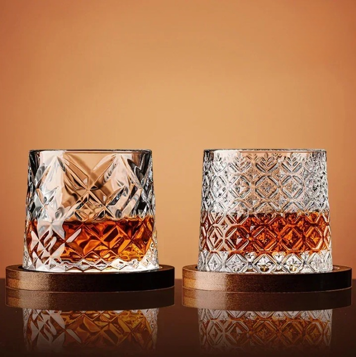 WhiskeySpin - Premium Rotating Whiskey Glass