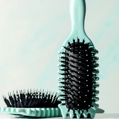 BounceCurl 3-in-1 Styling Brush – Perfect for Defined Curls, Separation, and Frizz Control