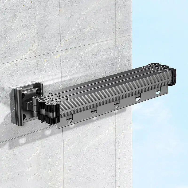 Retractable clothesline with suction cup