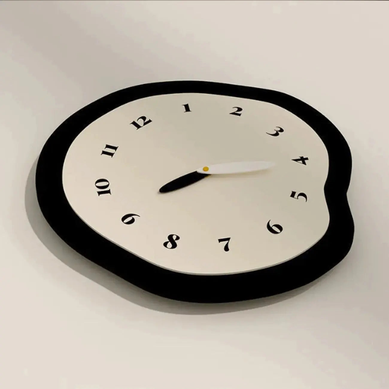 SilentClock - Modern elegance Silent wall clock
