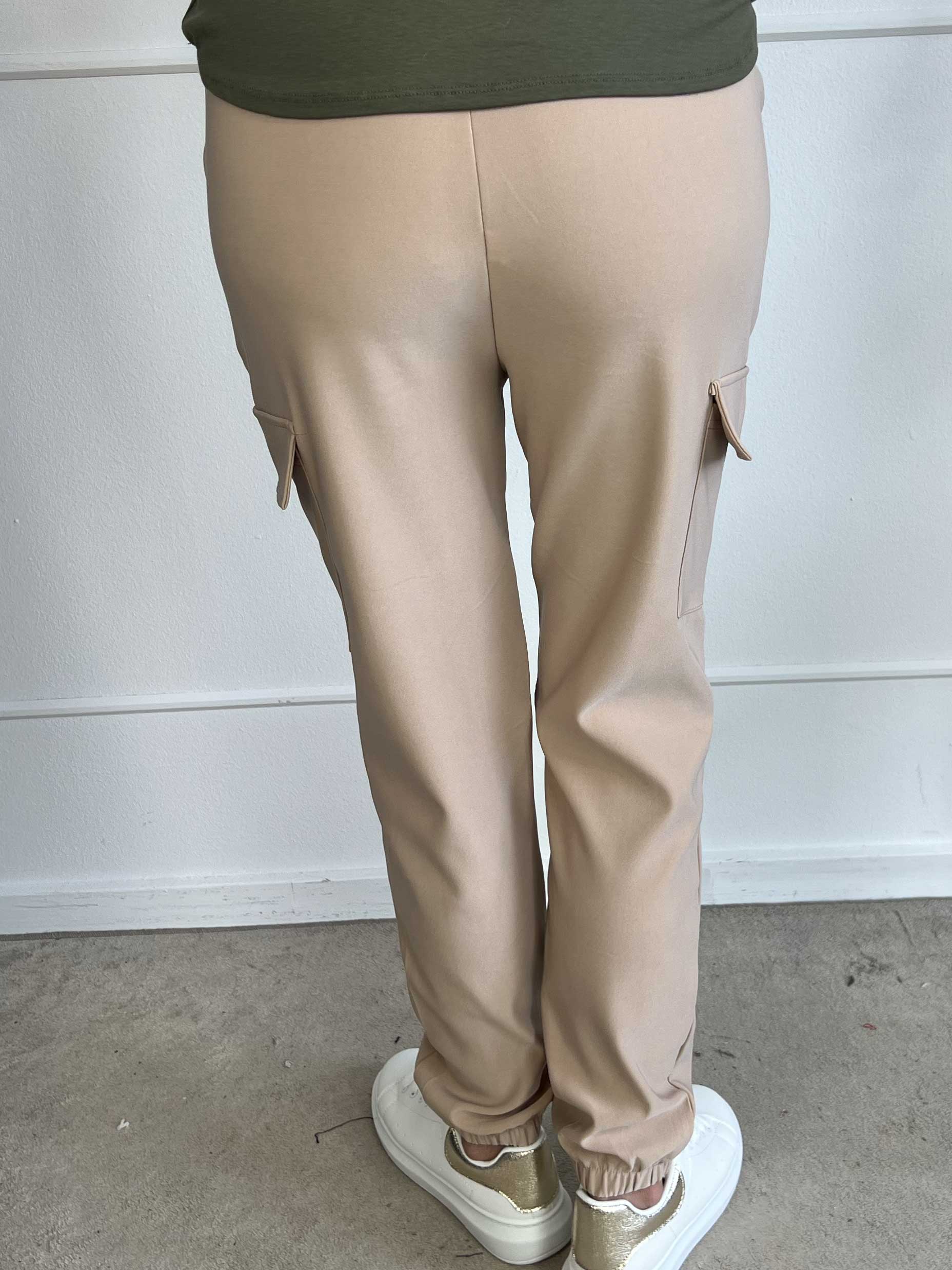 Leslie Women's Cargo Pants