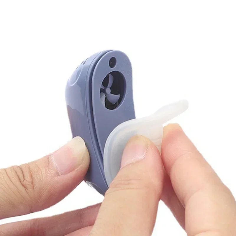 Electric nose clip for snoring