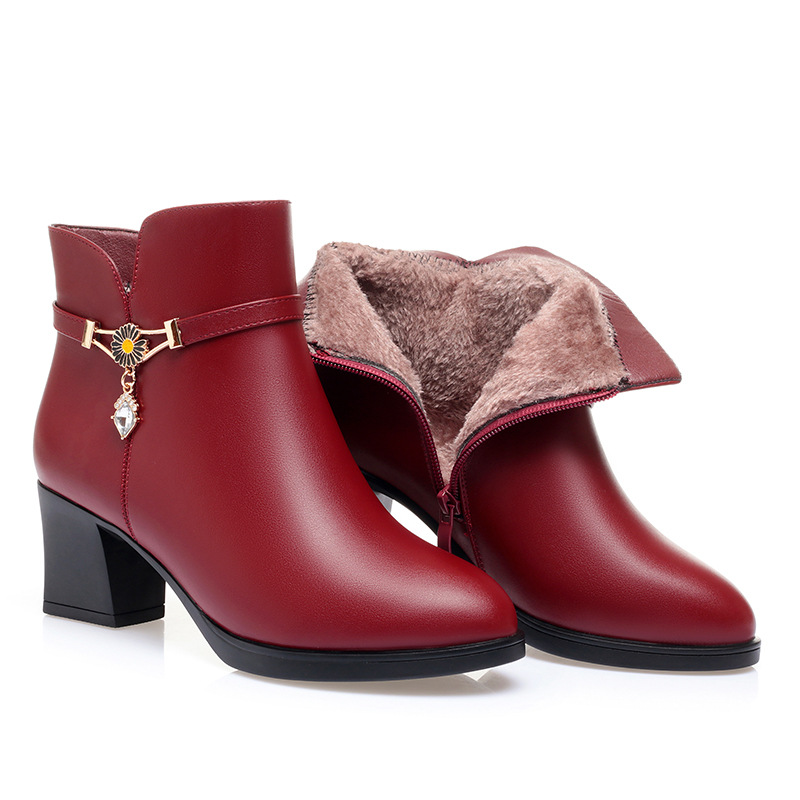 Rosemary | Elegant Insulated Ankle Boots for Winter