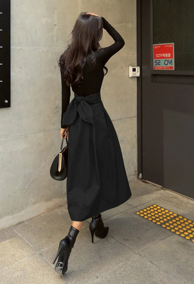 Luna high-waisted pleated skirt