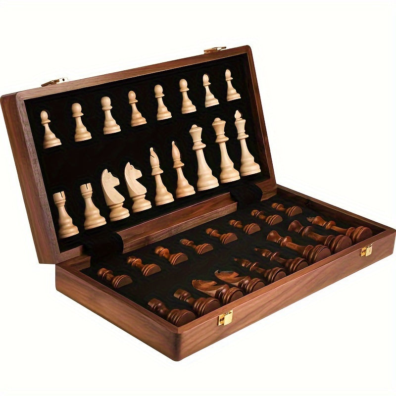 Wooden Chess Set – Competition & Craftsmanship