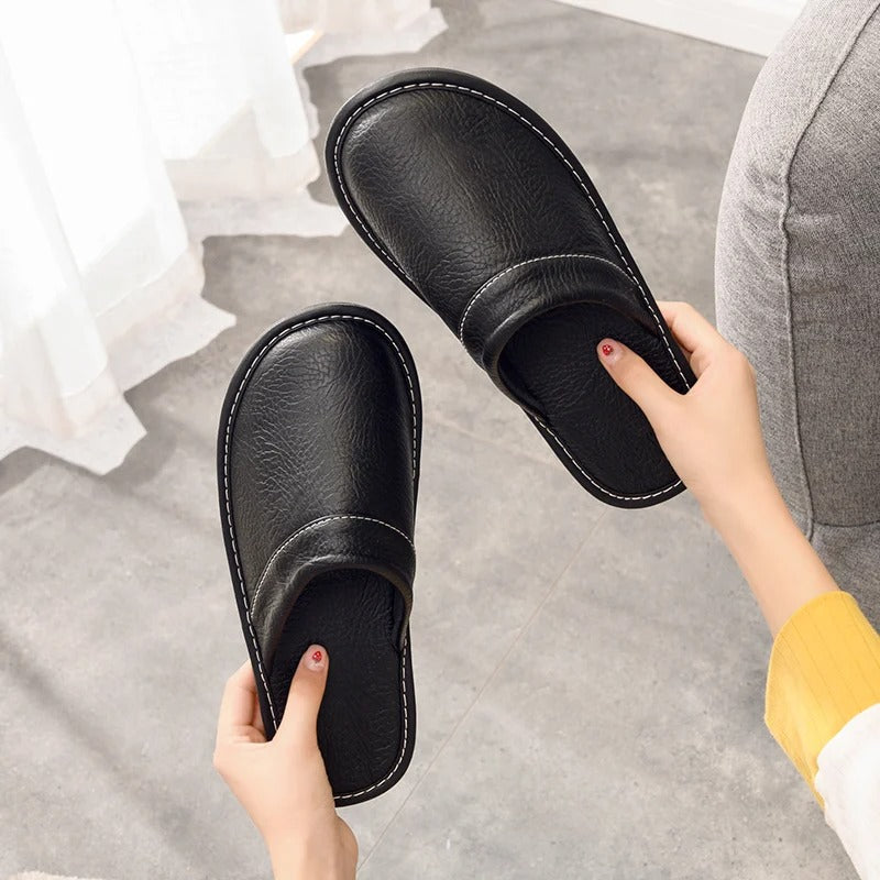 Hugo | Comfortable Vegan Leather Slippers – Luxury & Relaxation