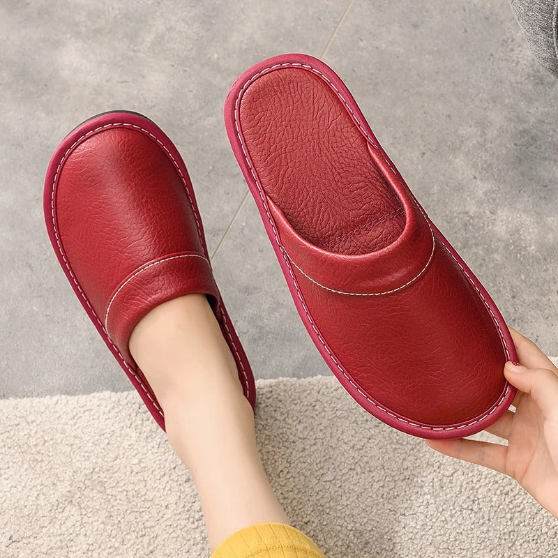 Hugo | Comfortable Vegan Leather Slippers – Luxury & Relaxation