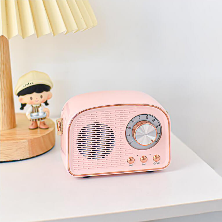 RetroVibe - Vintage Bluetooth Speaker with FM Radio