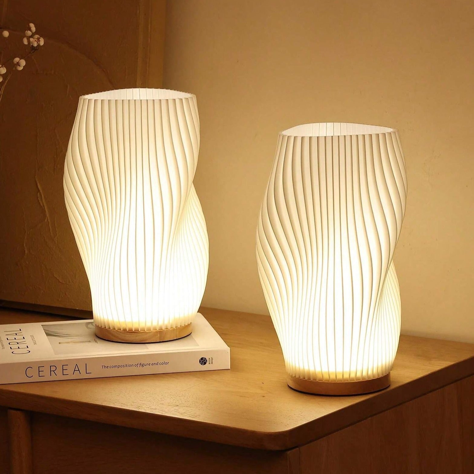 WaveLume - Modern Pleated Table Lamp with Sculptural Design