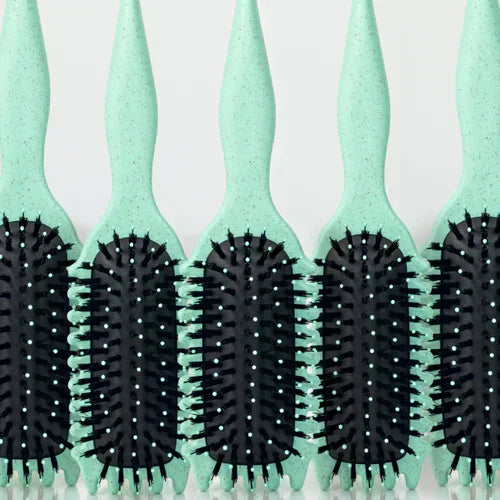 BounceCurl 3-in-1 Styling Brush – Perfect for Defined Curls, Separation, and Frizz Control