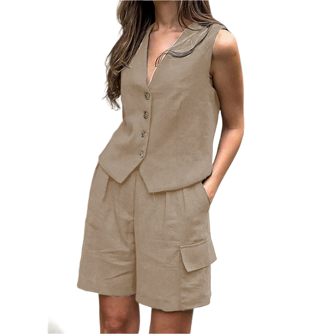 Chic Ease | Casual two-piece set with V-neck vest and  shorts