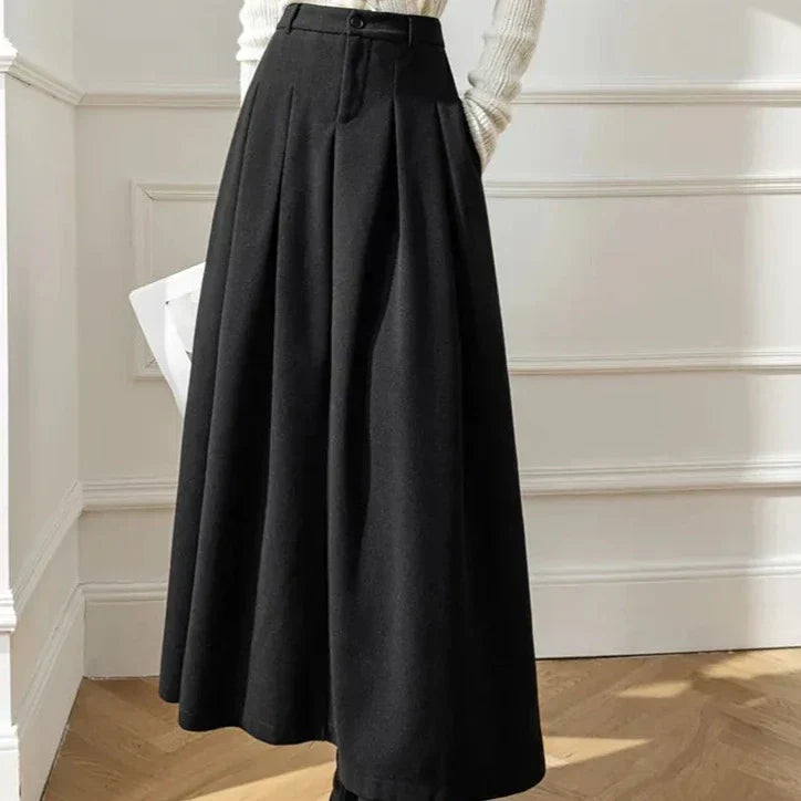 Solid-colored Hazie pleated skirt with high waist