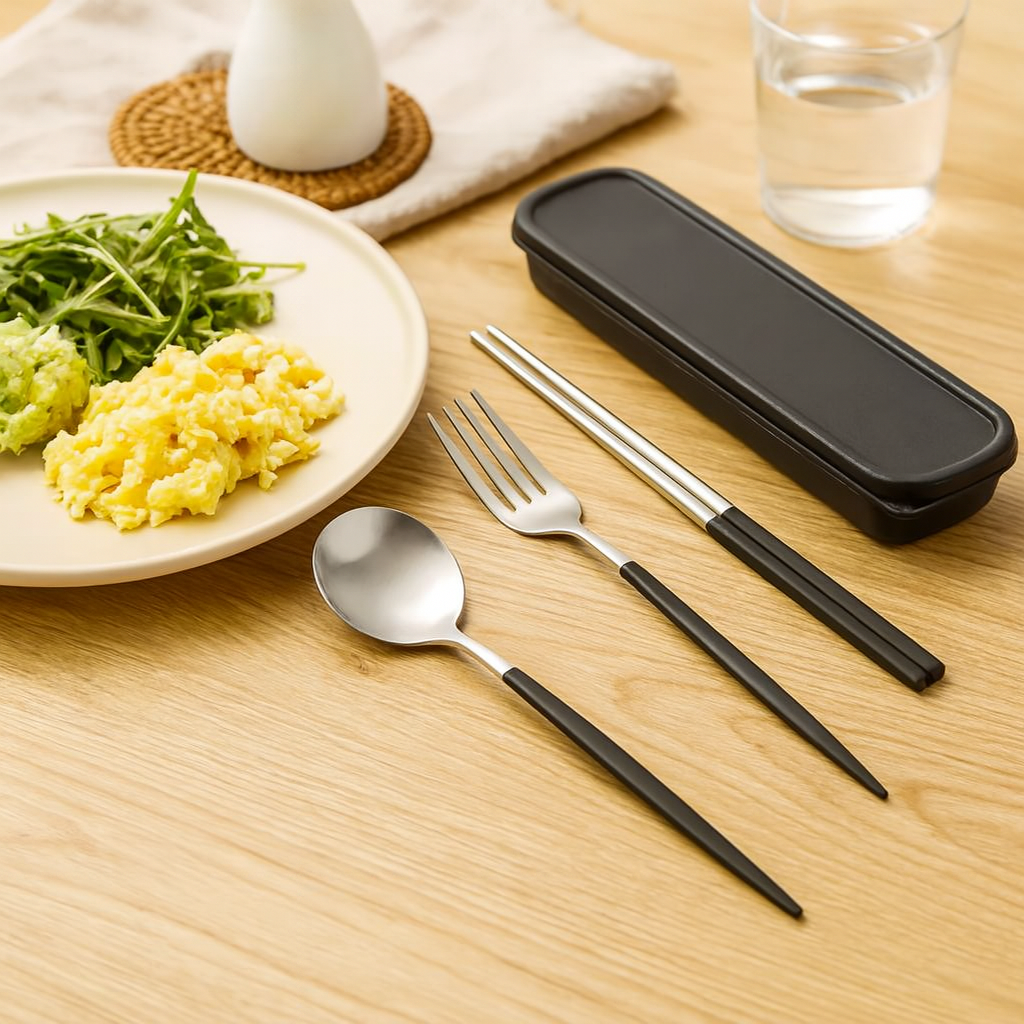 Zeyora | 4-Piece Travel Cutlery and Chopstick Set made of Stainless Steel with Holder