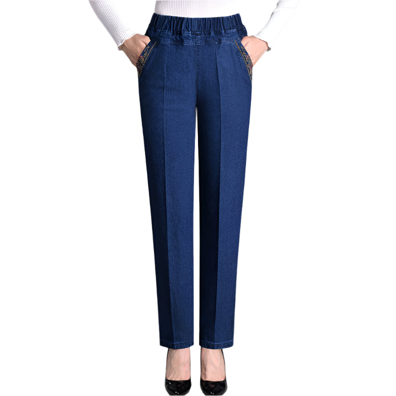Jeans with side pockets and full elastic waistband